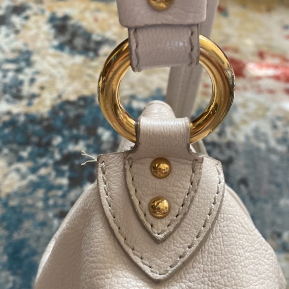 Marc Jacob’s Quilted Bone Hobo - Picture 6 of 15